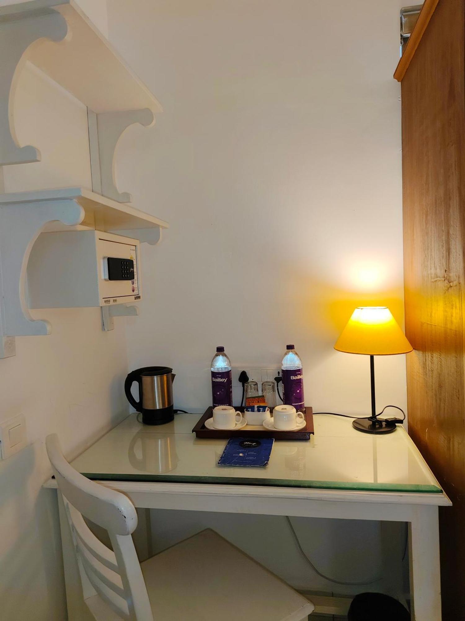 Hotel Aura By Woco Stays بونديتْشيري المظهر الخارجي الصورة